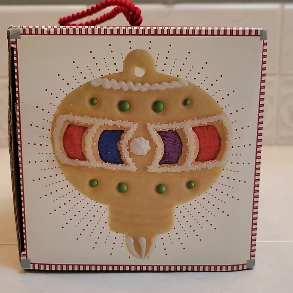 Williams-Sonoma Stain Glass Cookie Cutters NIB